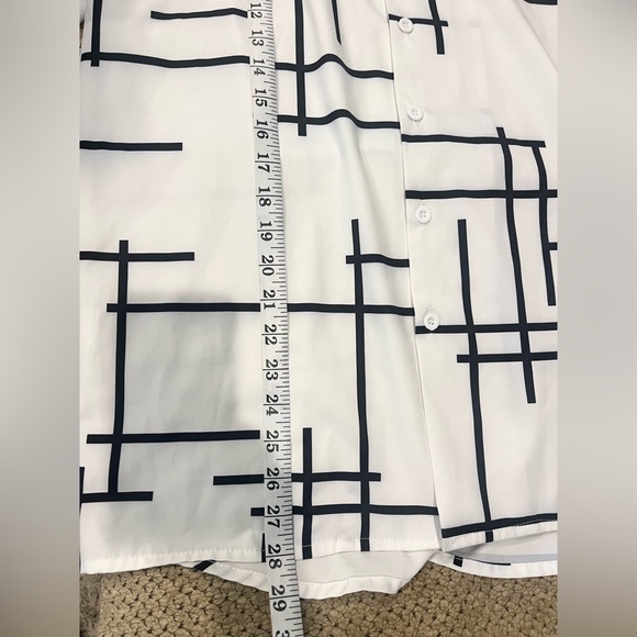 Mens S Hawalili Black and White Geometric Pattern Button Down - Picture 11 of 14